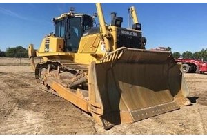 2015 Komatsu D155AX-8  Dozer